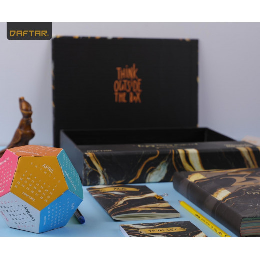 مجموعة هدايا أجندة 2023, بتصميم رخامي بالأسود والذهبي مع مج من دفتر
