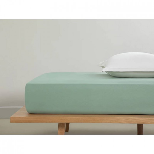 English Home Plain Cotton Intermediate Size Bed Sheet ,Green Color, 240*260 Cm