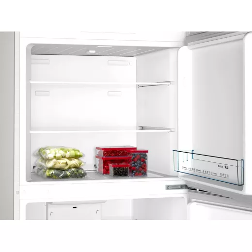 Bosch free-standing fridge-freezer with freezer at top 186 x 70 cm Stainless steel look Serie | 4