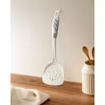 Madame Coco Chase Servis Spatula